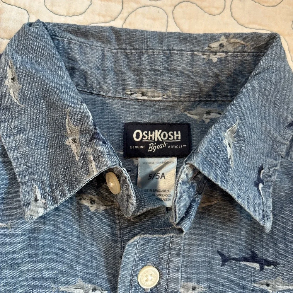 Oshkosh Boys Size 5‎ Shark Button Up Collared Denim Like Polo Shirt